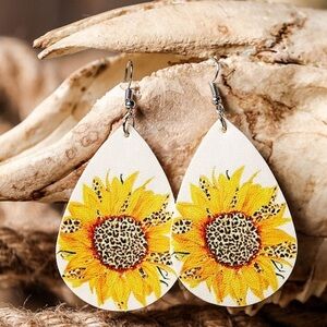 NWT Sunflower Leopard Leather Earrings
